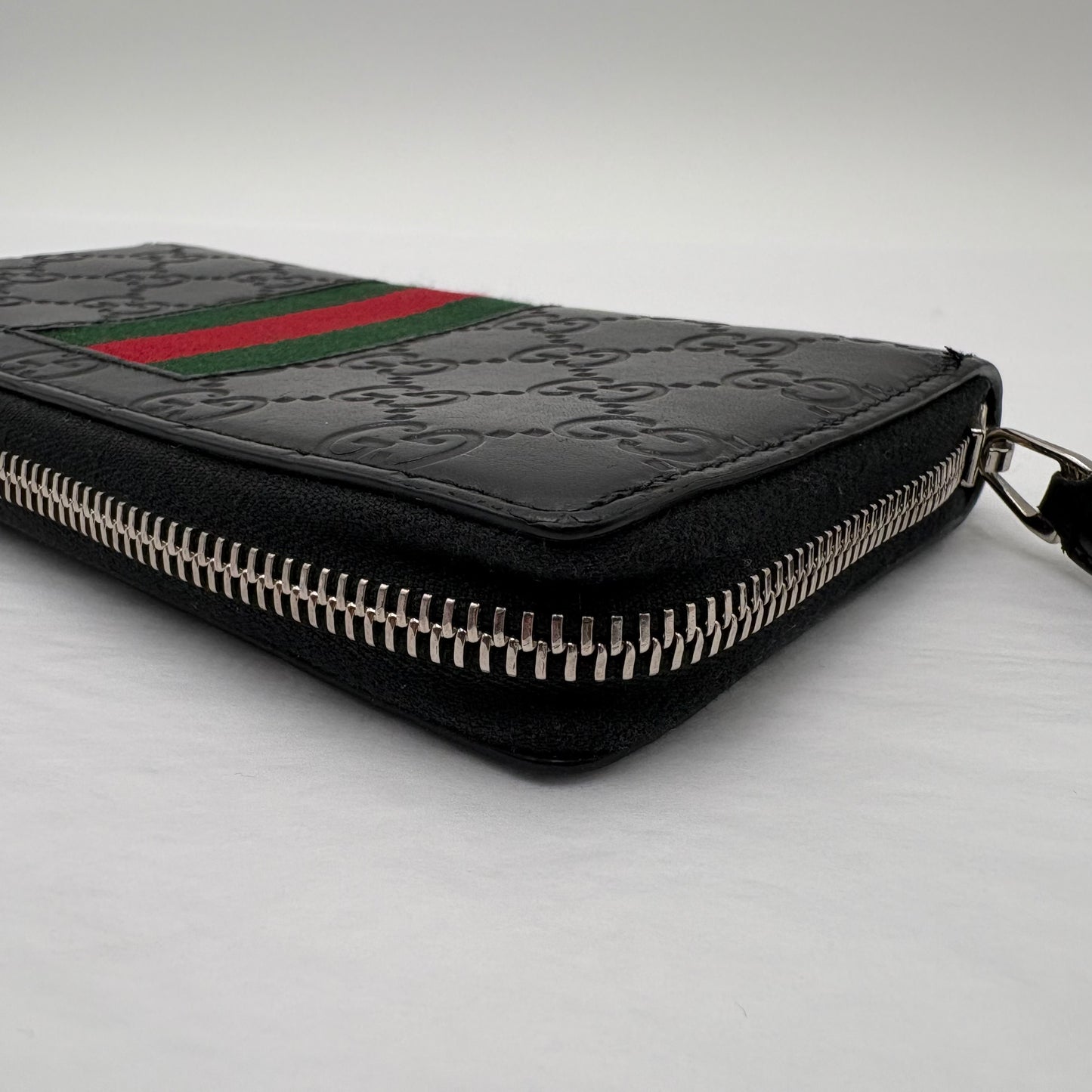 Gucci Black Leather Zip Wallet