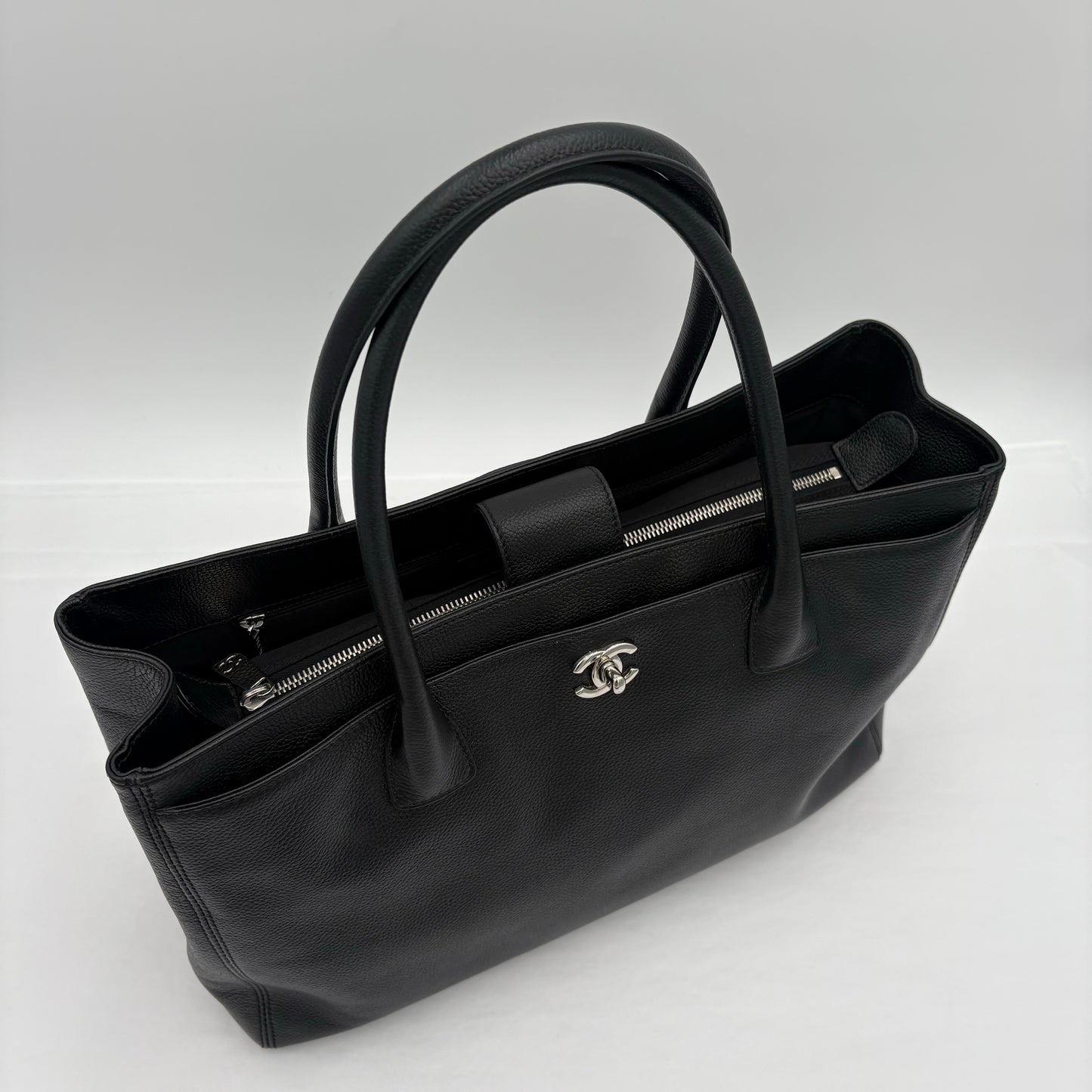 2006-08 Chanel Executive Cerf Tote