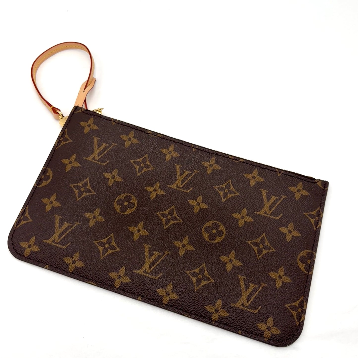 NWOT Louis Vuitton Wristlet Pouch-Monogram