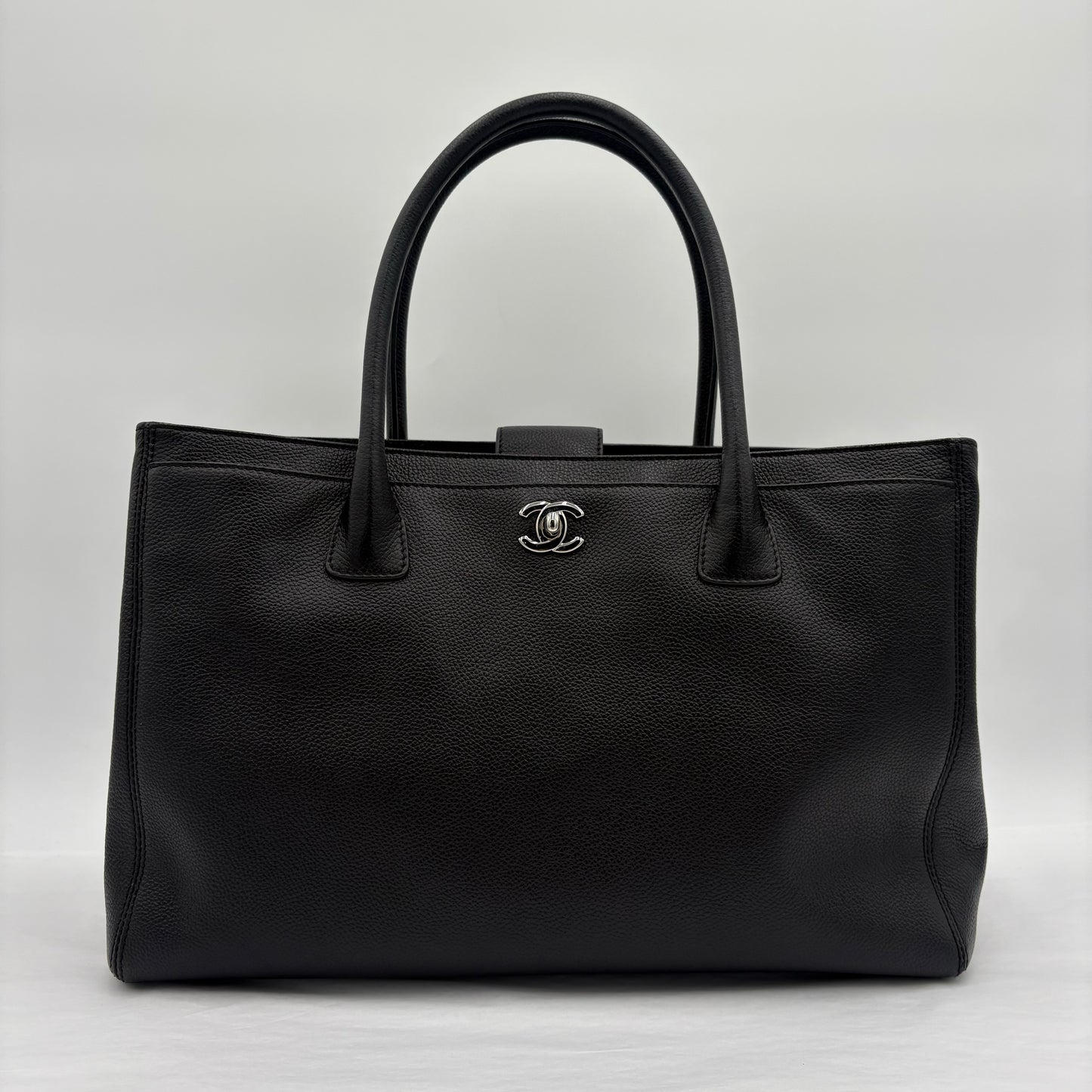 2006-08 Chanel Executive Cerf Tote