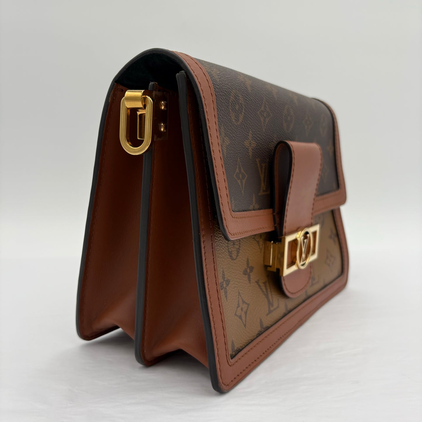2019 Louis Vuitton Dauphine MM