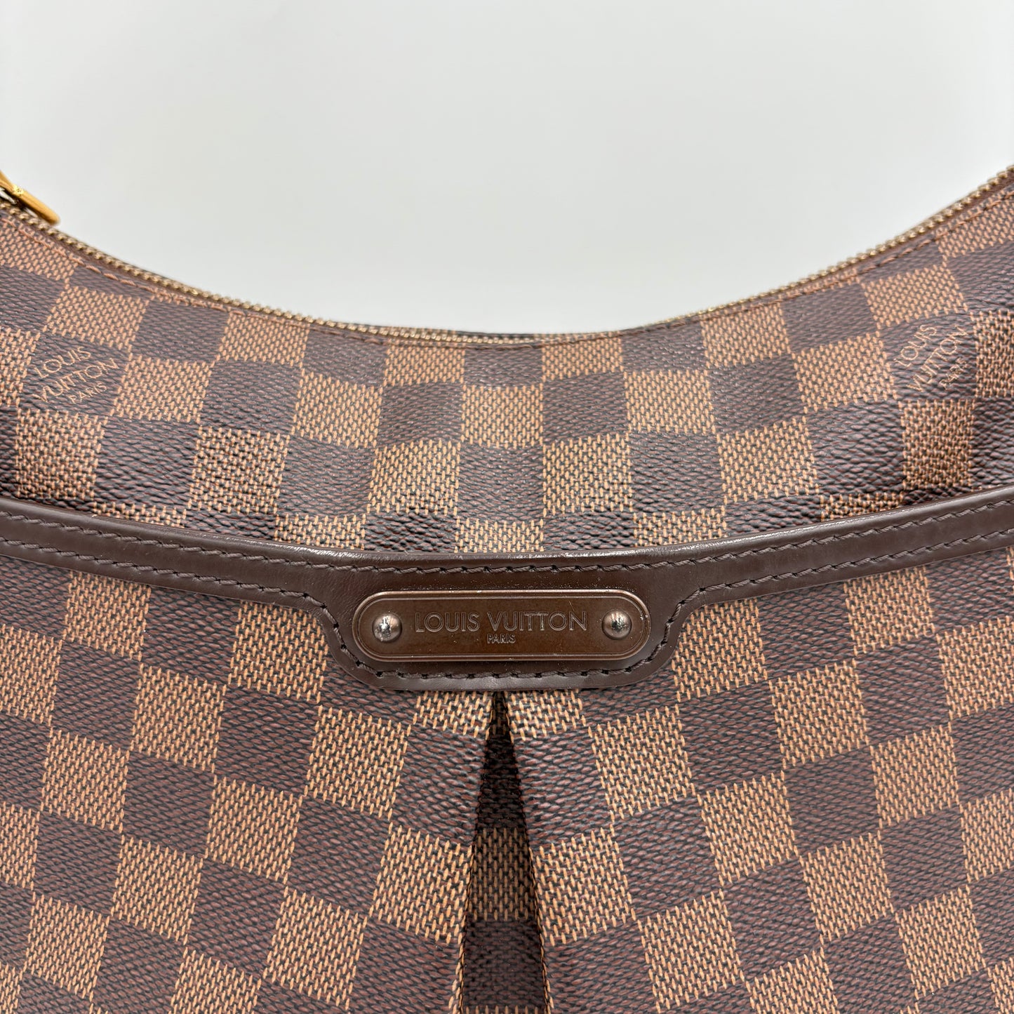 2012 Louis Vuitton Bloomsbury Crossbody Bag