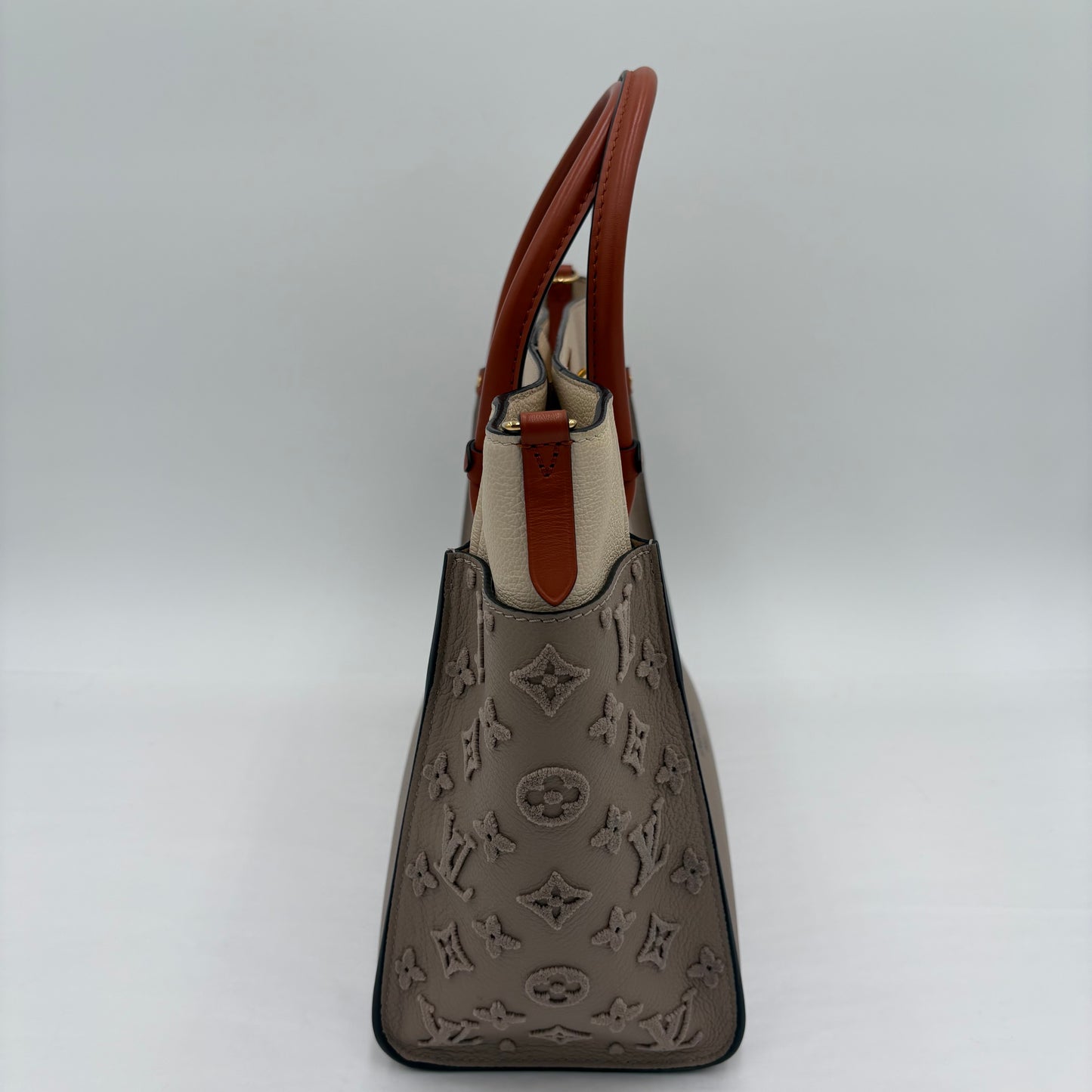 Chipped On My Side MM Tote