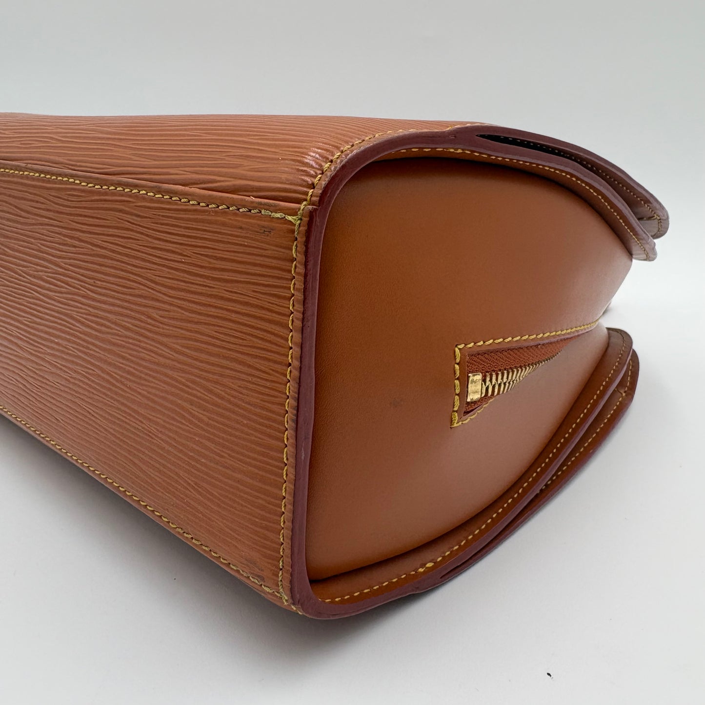 1998 Louis Vuitton Pont Neuf Epi Leather Bag