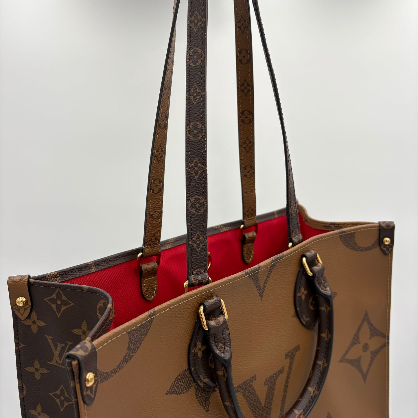 Louis Vuitton OnTheGo Tote-Reverse Mono : MM