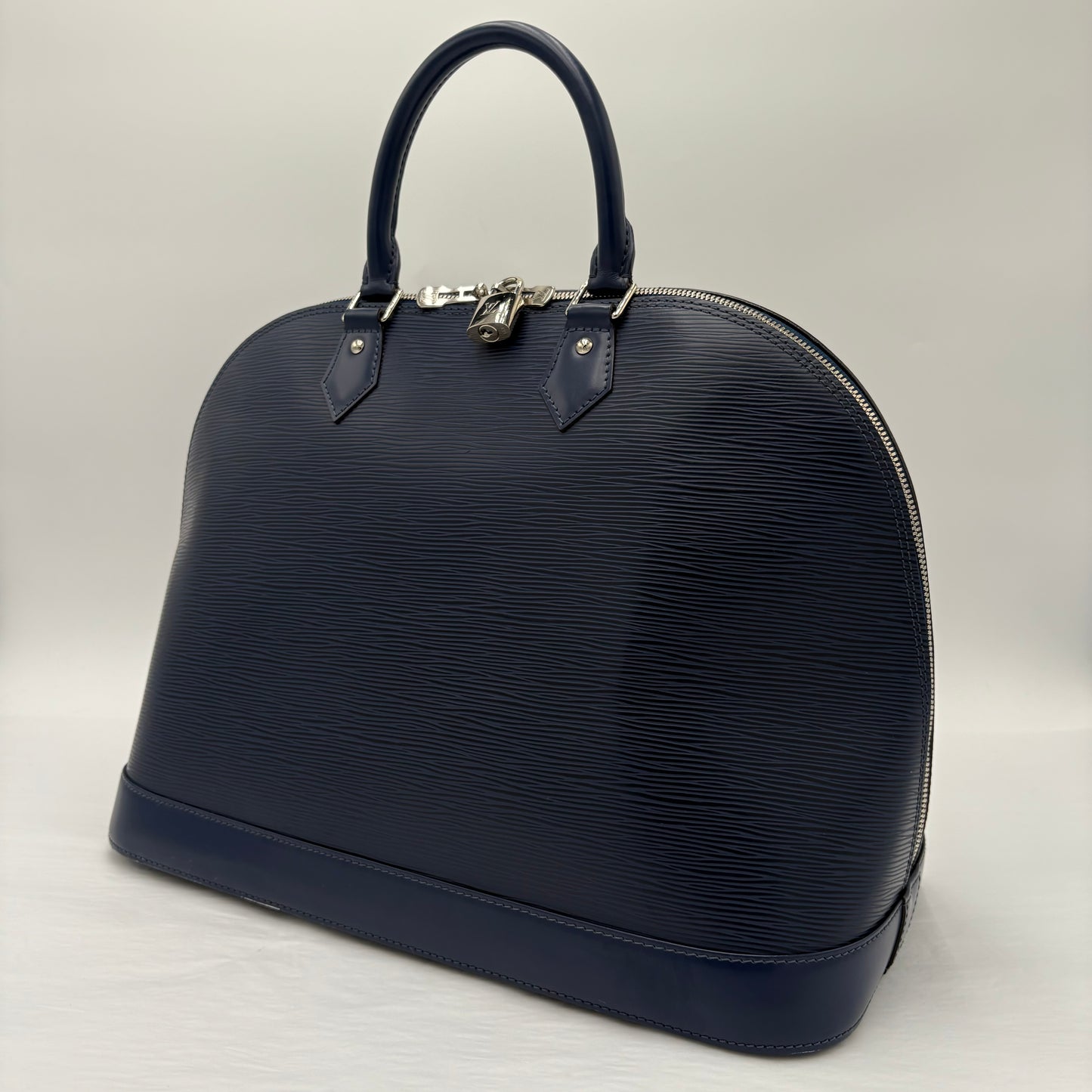 2012 Louis Vuitton Alma GM Epi Leather