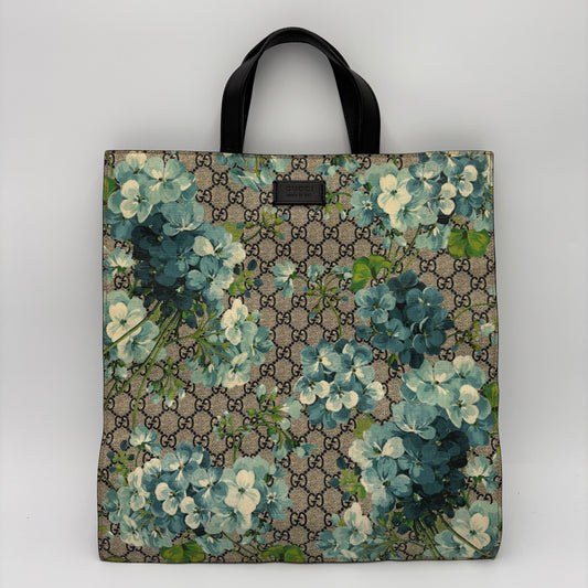 Gucci GG Coated Canvas Supreme Blooms Shopping Tote Bag