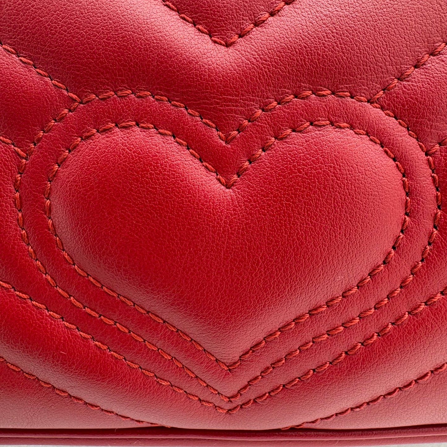 Gucci GG Marmont Super Mini Bag-Red Leather : Super Mini