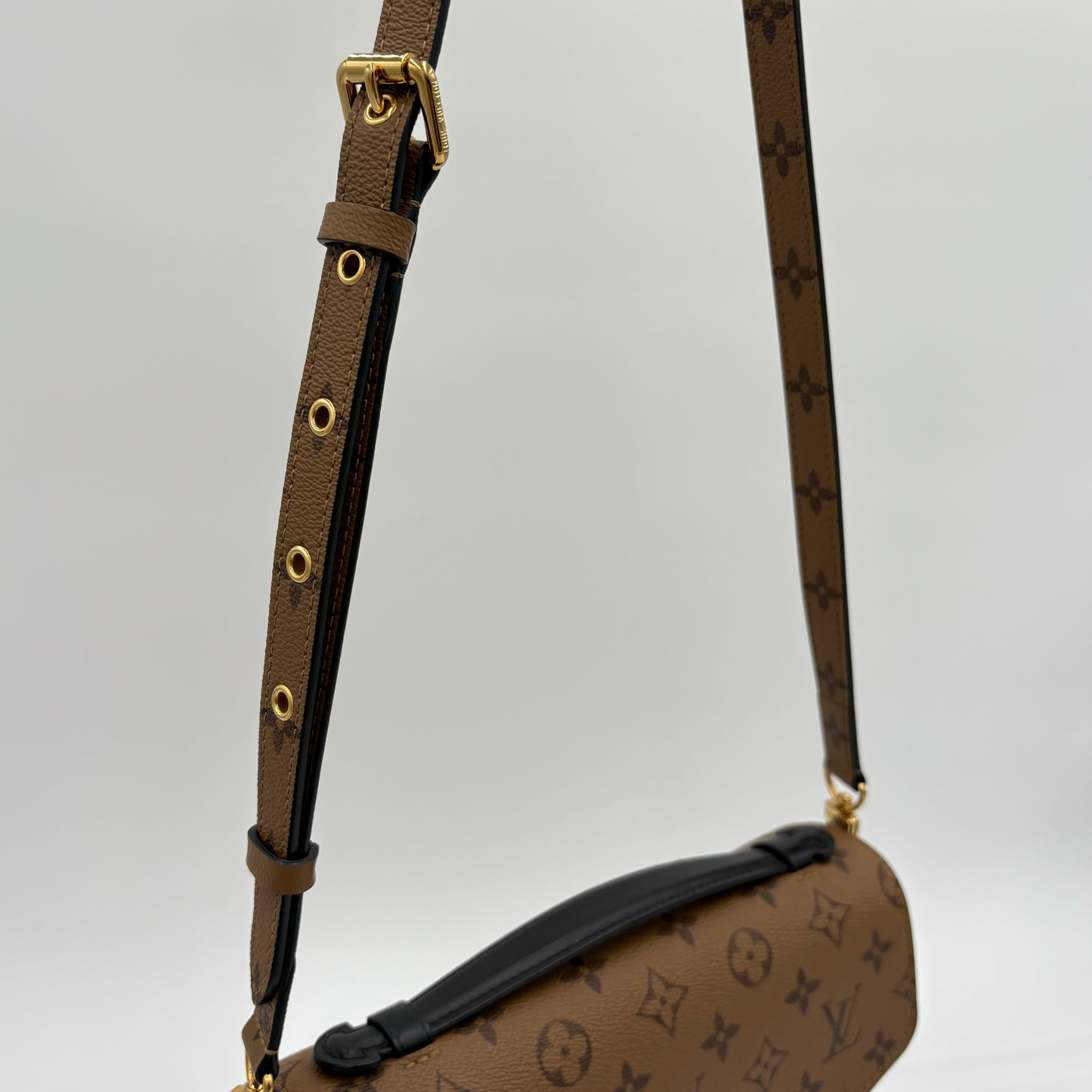 Louis Vuitton Reverse Monogram Metis