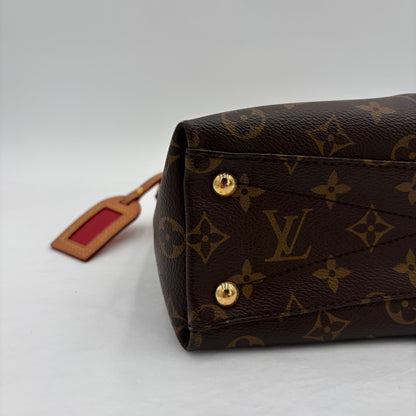 Louis Vuitton V Tote Monogram/Canvas BB