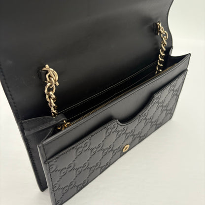 Gucci GG Signature Bowy WOC