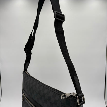 2011 Louis Vuitton Mick GM Crossbody Bag