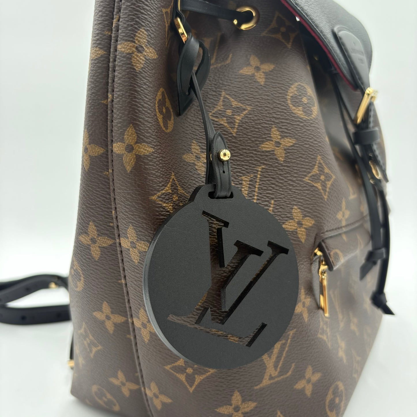 Chipped Louis Vuitton Montsouris Backpack NM