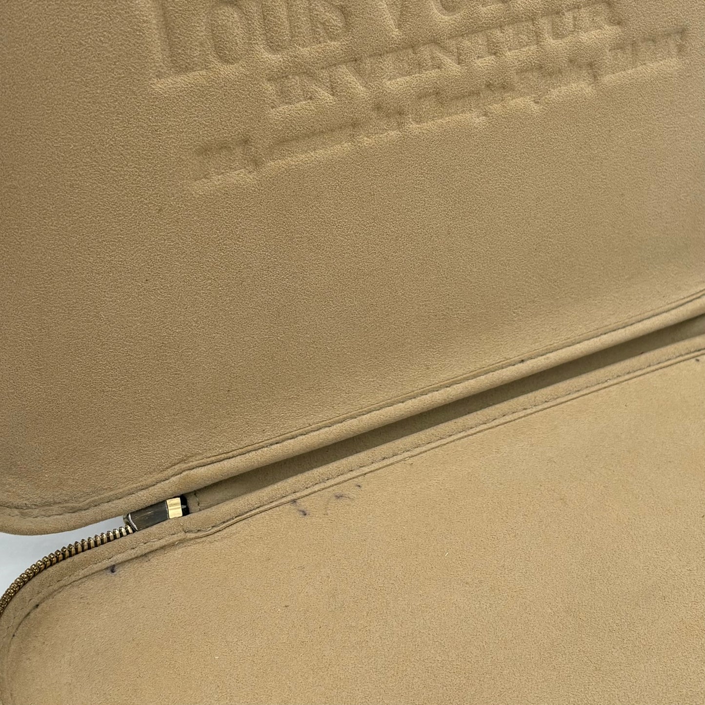 2013 Louis Vuitton 13" Monogram Laptop Sleeve