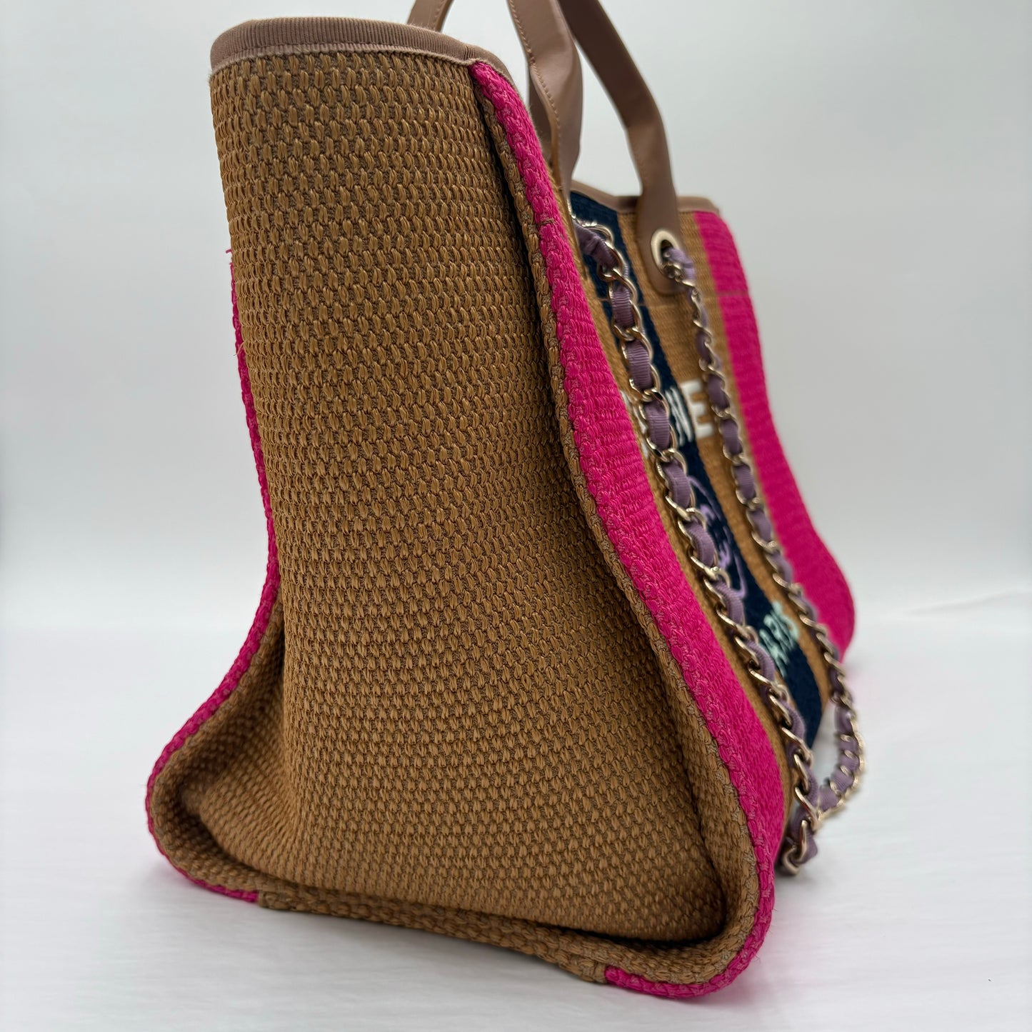 2019 Chanel Medium Raffia Deauville