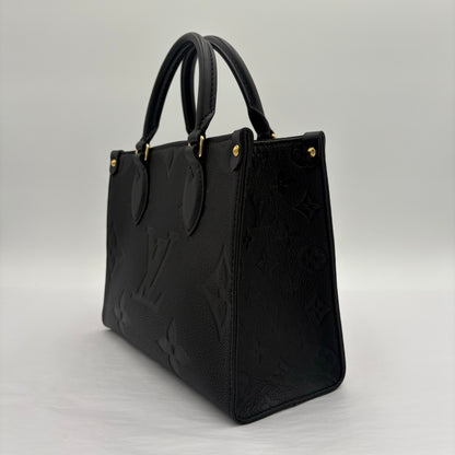 Chipped Louis Vuitton ONTheGo PM Giant Monogram