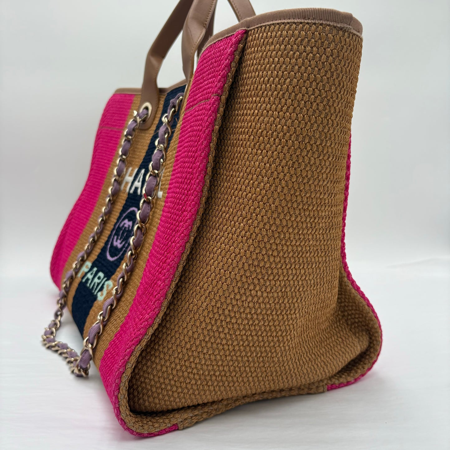 2019 Chanel Medium Raffia Deauville
