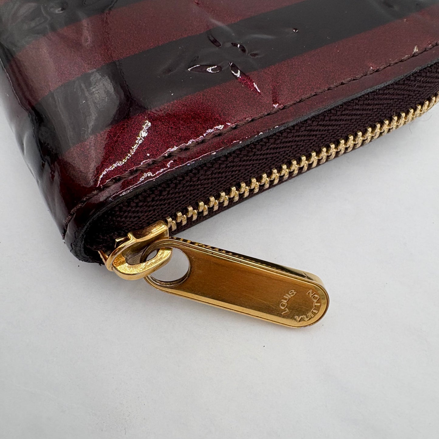2011 Louis vuitton Vernis Rayure Zippy Wallet