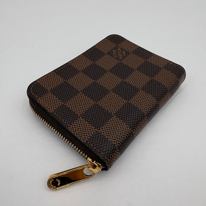 Chipped Louis Vuitton Zippy Coin Wallet