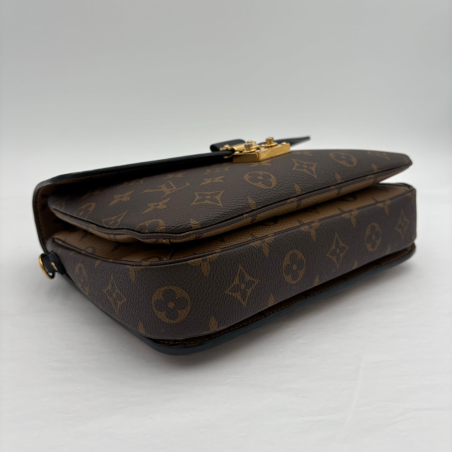 Louis Vuitton Reverse Monogram Metis