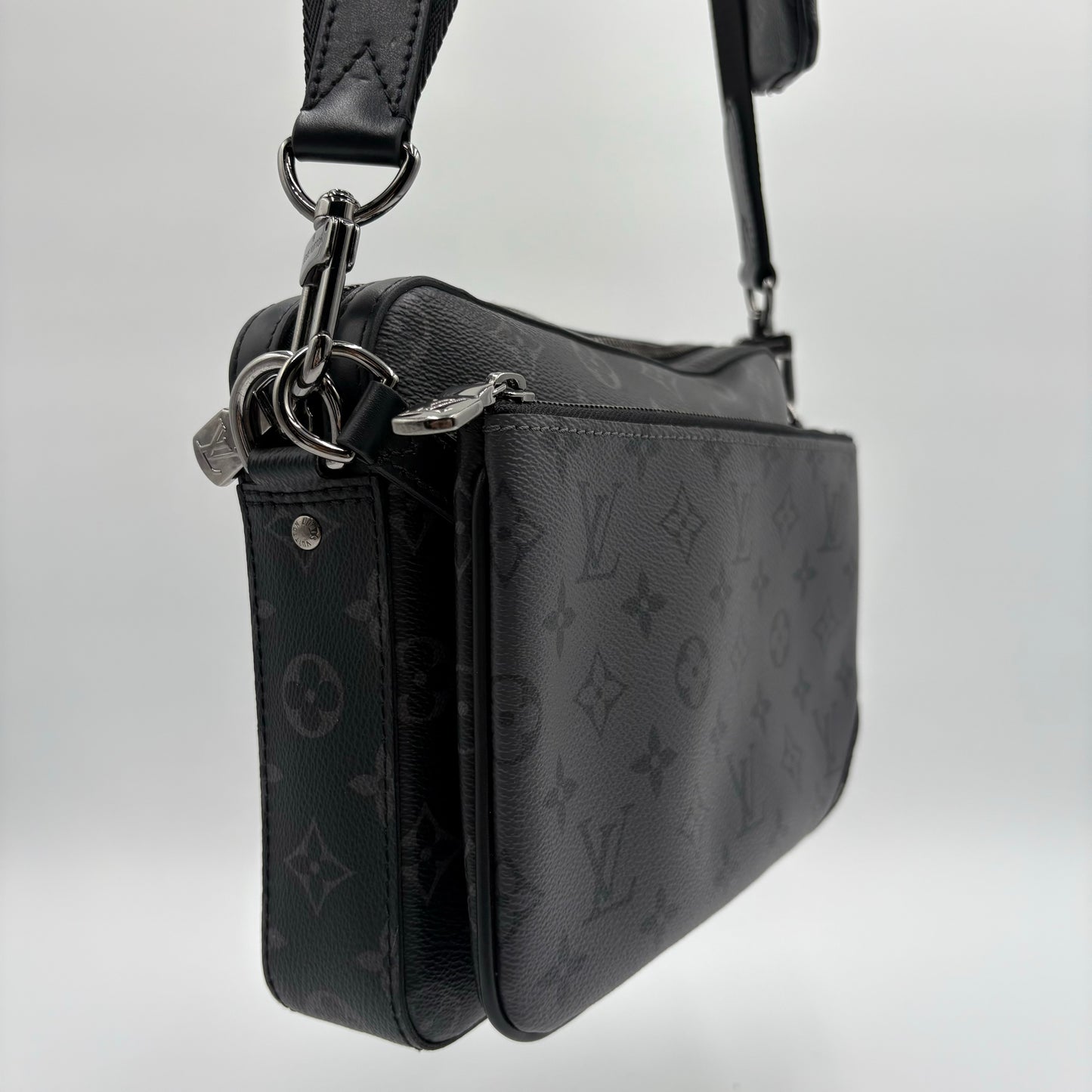 Chipped Louis Vuitton Eclipse Trio Messenger Bag