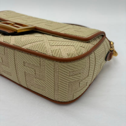 Fendi Raffia King Lucido Baguette
