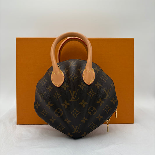NIB Louis Vuitton Venus Reverse Monogram
