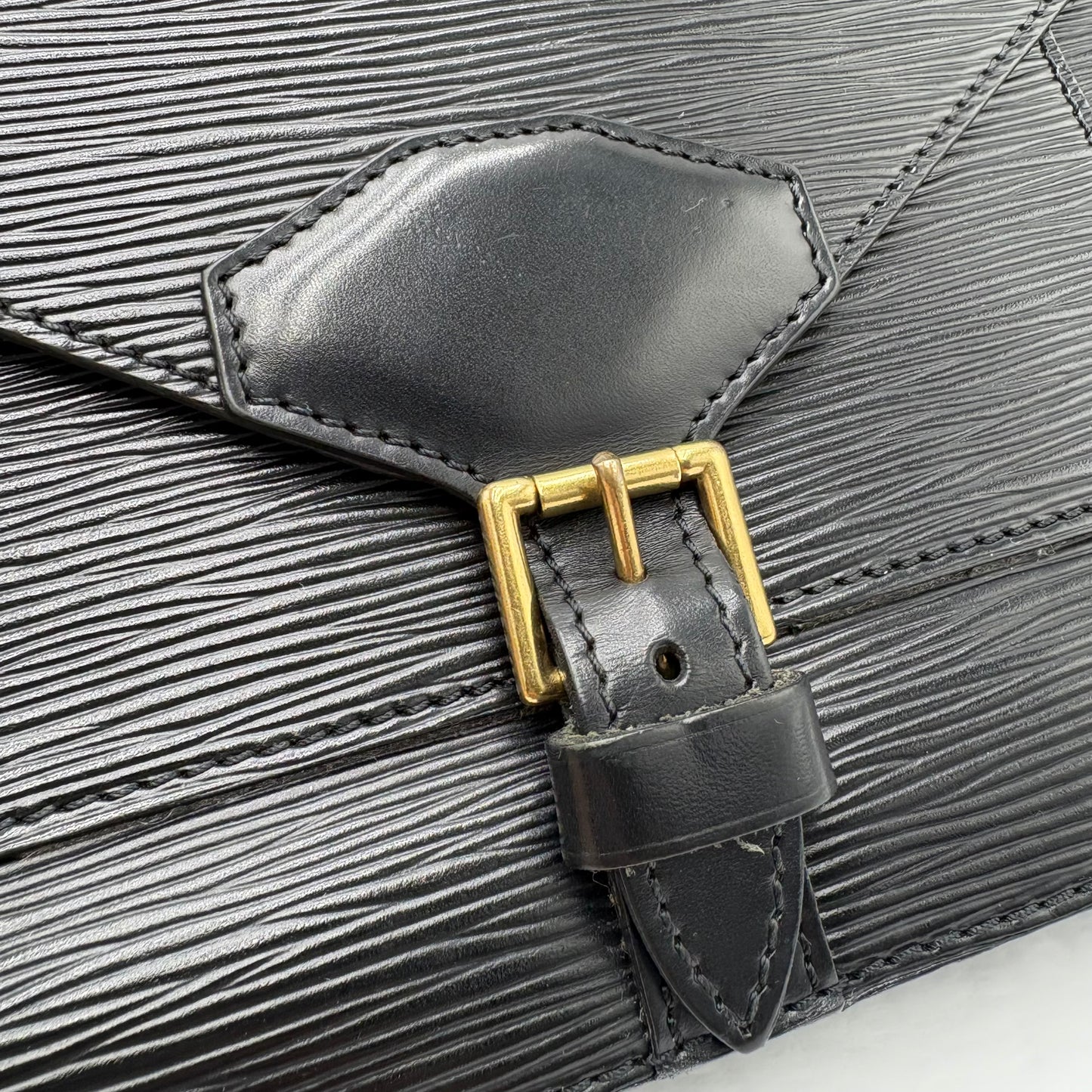 1992 Louis Vuitton Epi Sac Biface