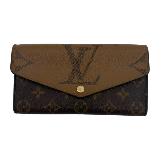 Chipped Louis Vuitton Sarah Wallet