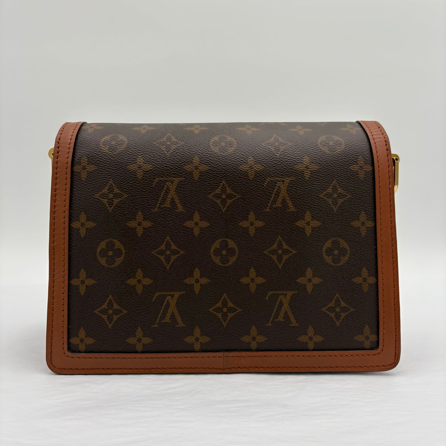 2019 Louis Vuitton Dauphine MM