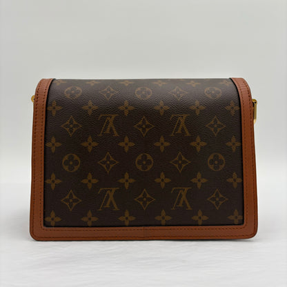 2019 Louis Vuitton Dauphine MM