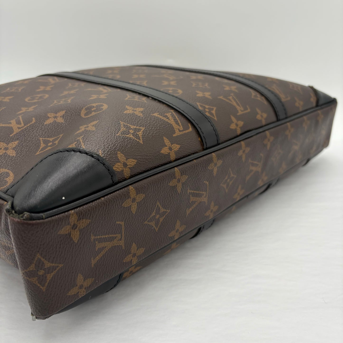 2011 Louis Vuitton Macassar Porte Documents Business Bag