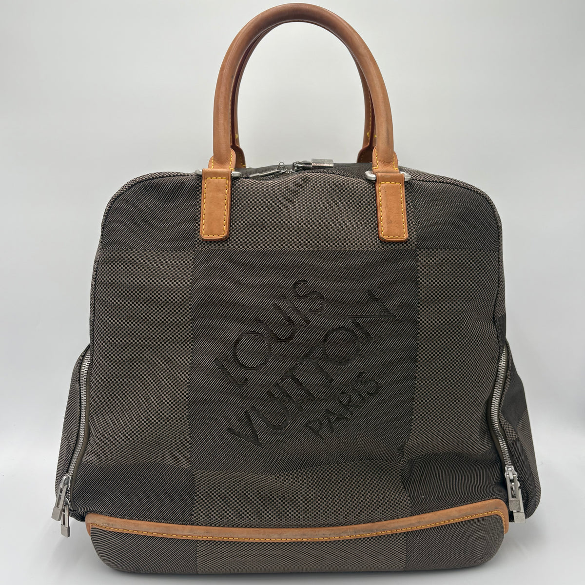 Louis Vuitton Damier Geant Aventurier Polaire Bag