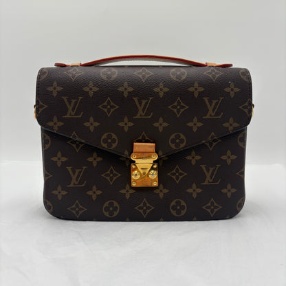 Chipped Louis Vuitton Pochette Metis Monogram