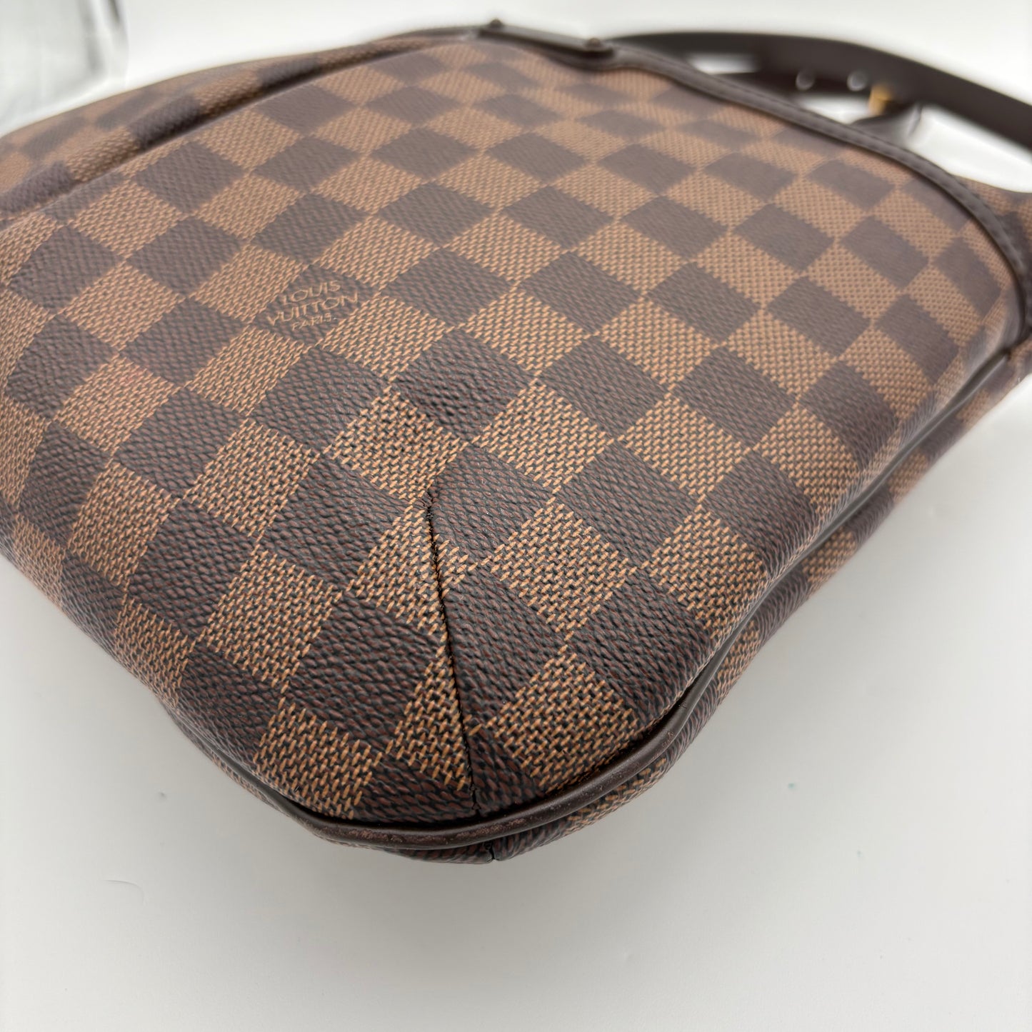2012 Louis Vuitton Bloomsbury Crossbody Bag