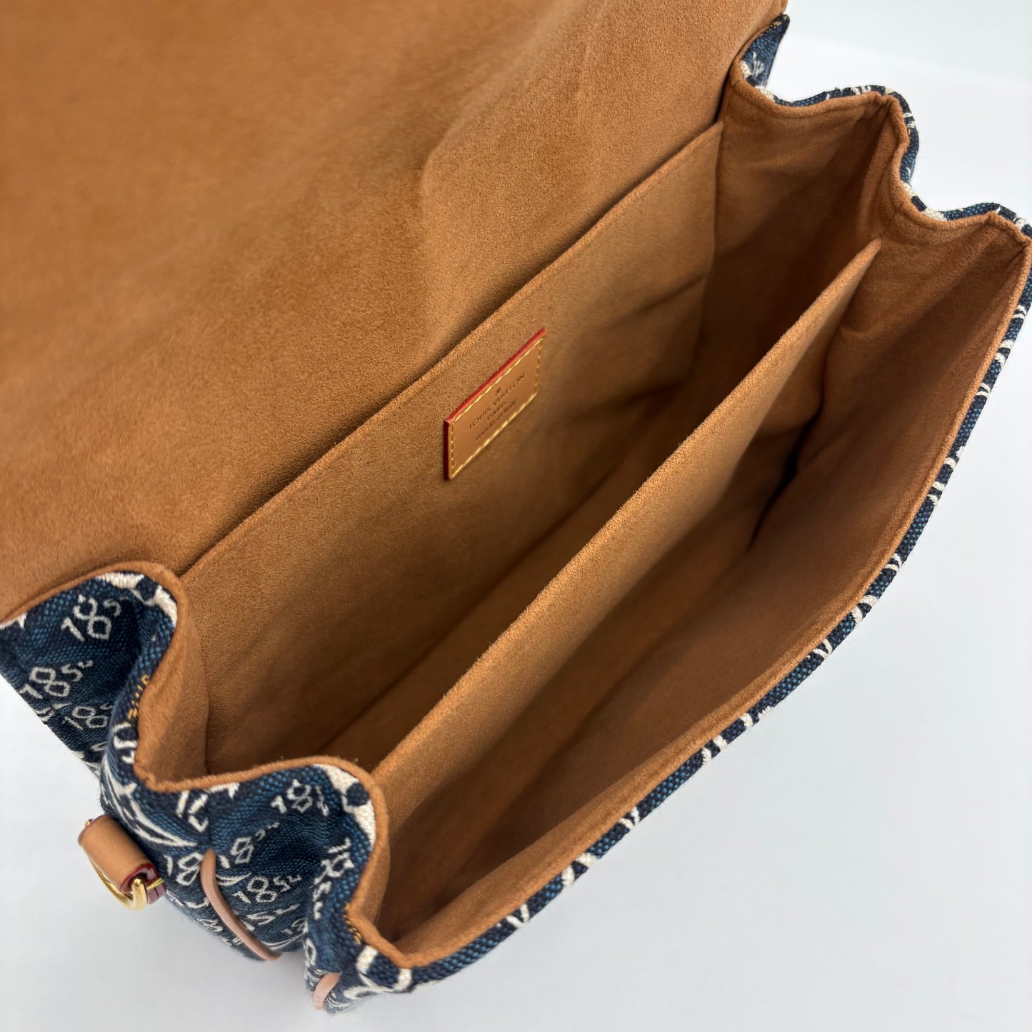 Louis Vuitton Since 1854 Pochette Metis Bag Chipped