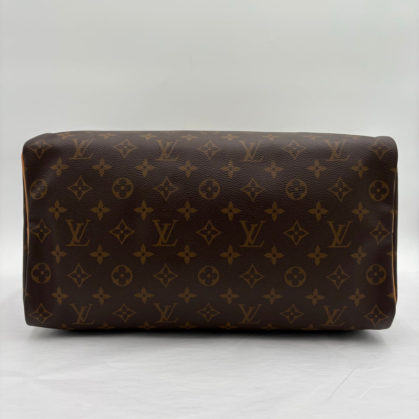Chipped Louis Vuitton Monogram Speedy 35