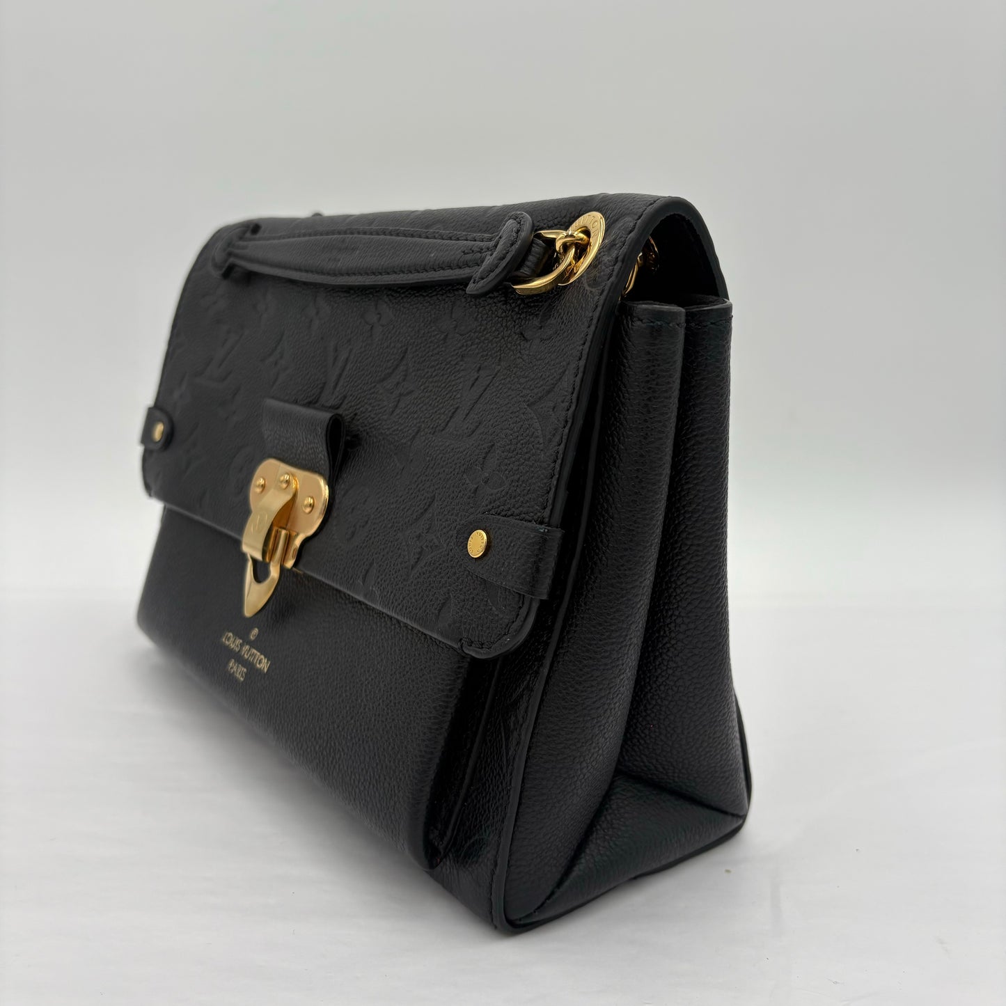 Chipped Louis Vuitton Vavin PM Empreinte Leather