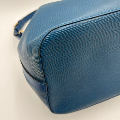 1999 Louis Vuitton Petite Noe