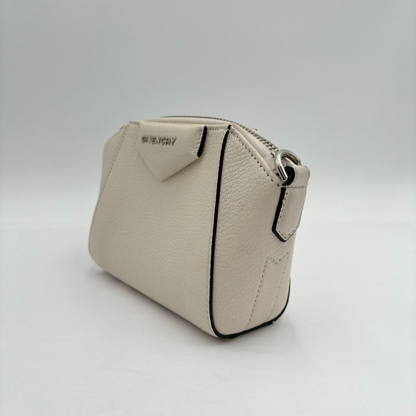 Givenchy  Nano Antigona Bag in Grained Leather
