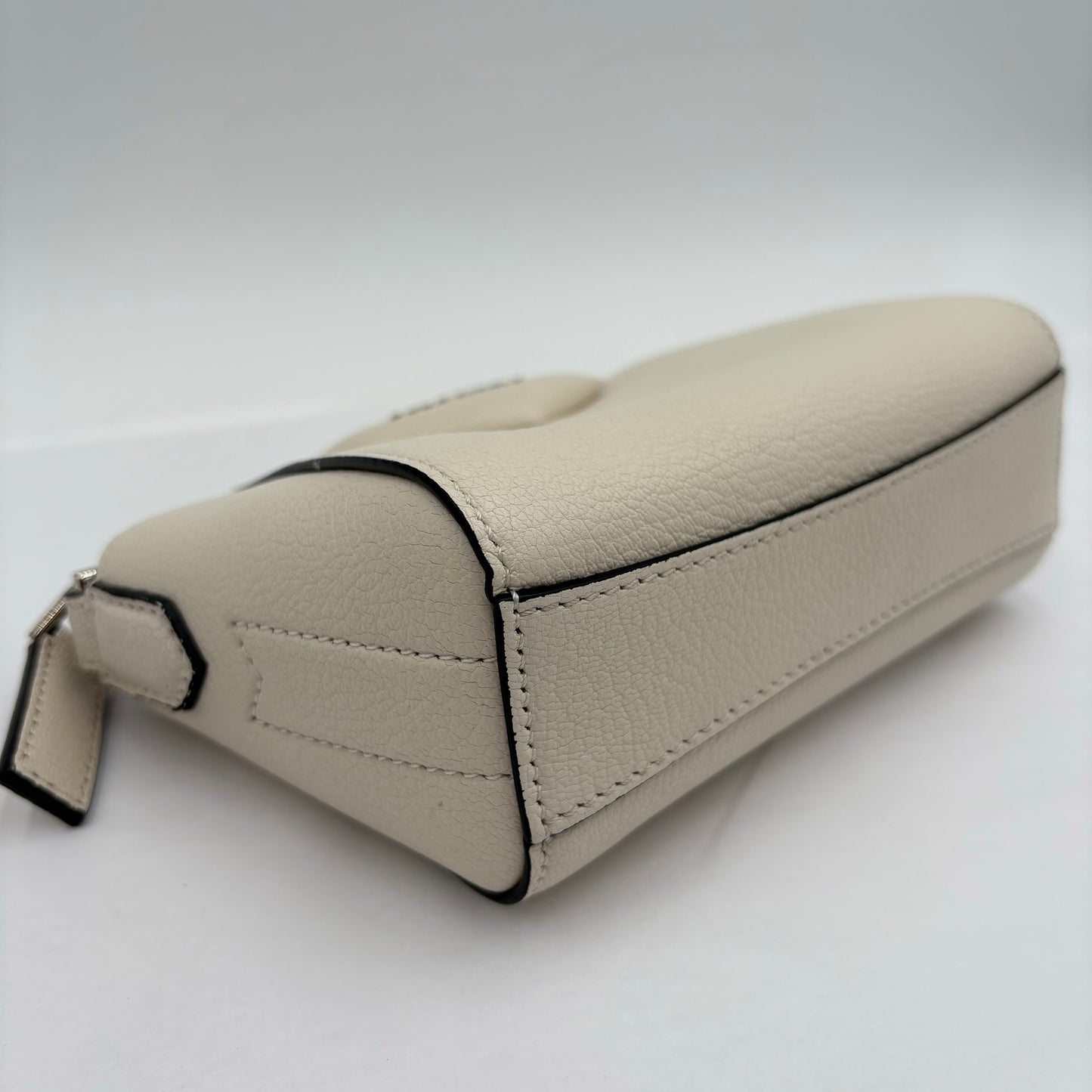 Givenchy  Nano Antigona Bag in Grained Leather