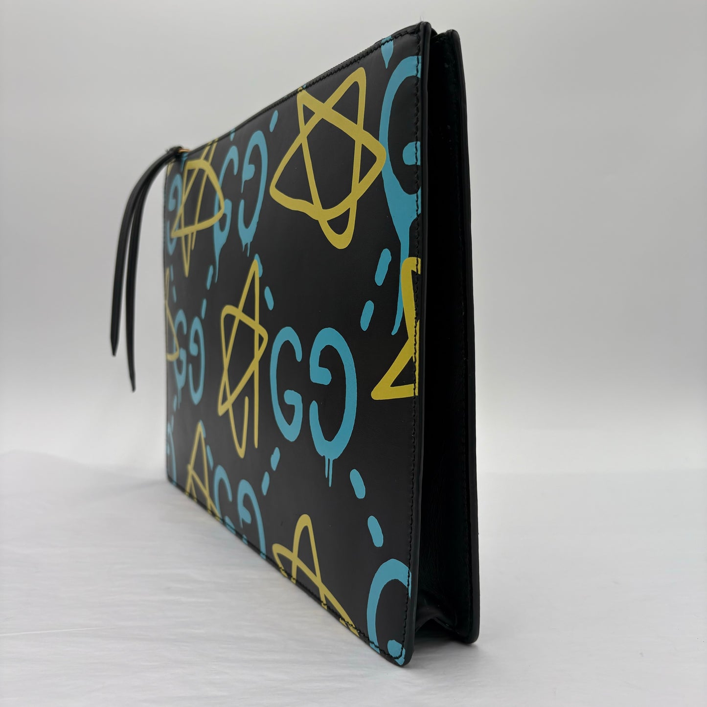 Gucci GG Ghost Pouch Graffiti