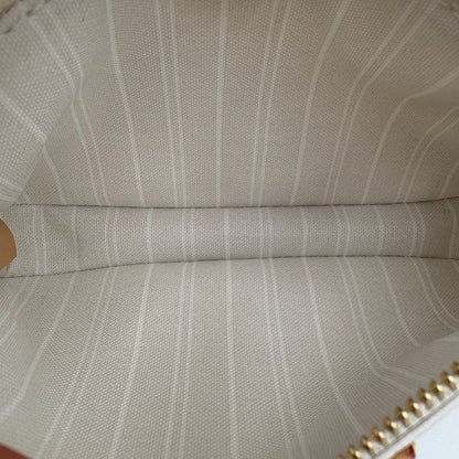 Louis Vuitton Multi Pochette Accessoires By The Pool