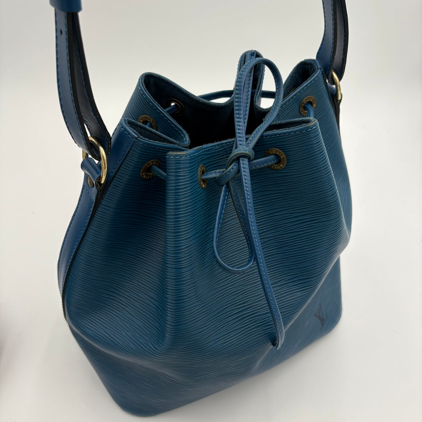 1999 Louis Vuitton Petite Noe