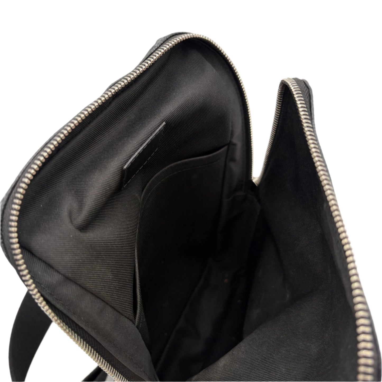 2019 Louis Vuitton Avenue Sling Bag