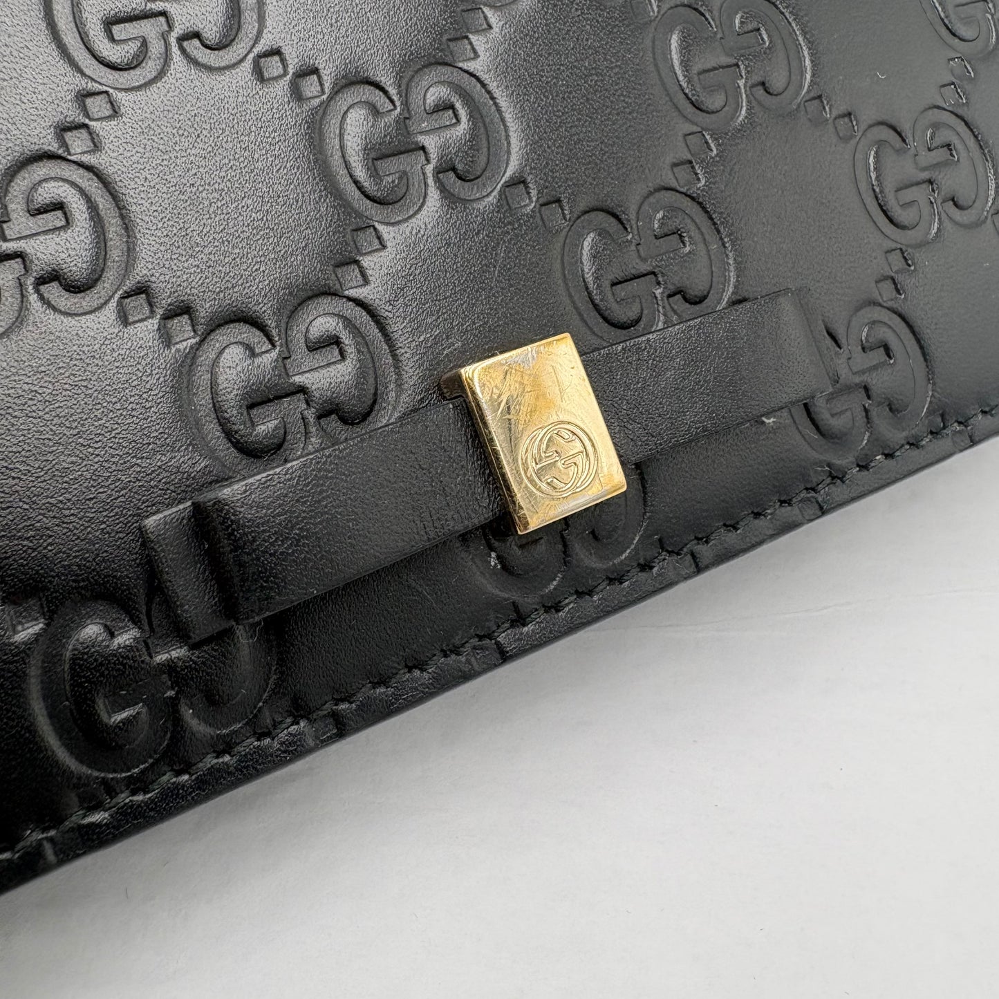 Gucci GG Signature Bowy WOC