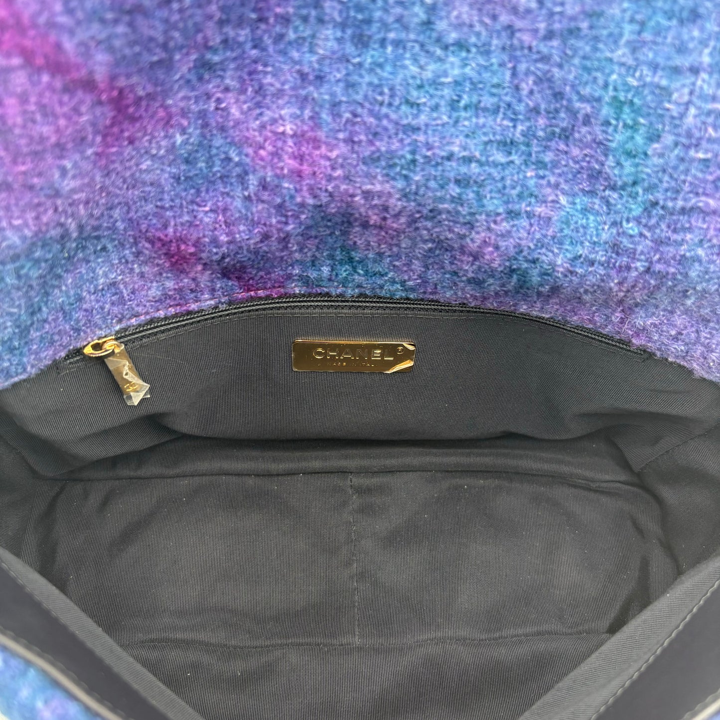 2020 Chanel Tweed Mixed Metal Hombre 19 Bag