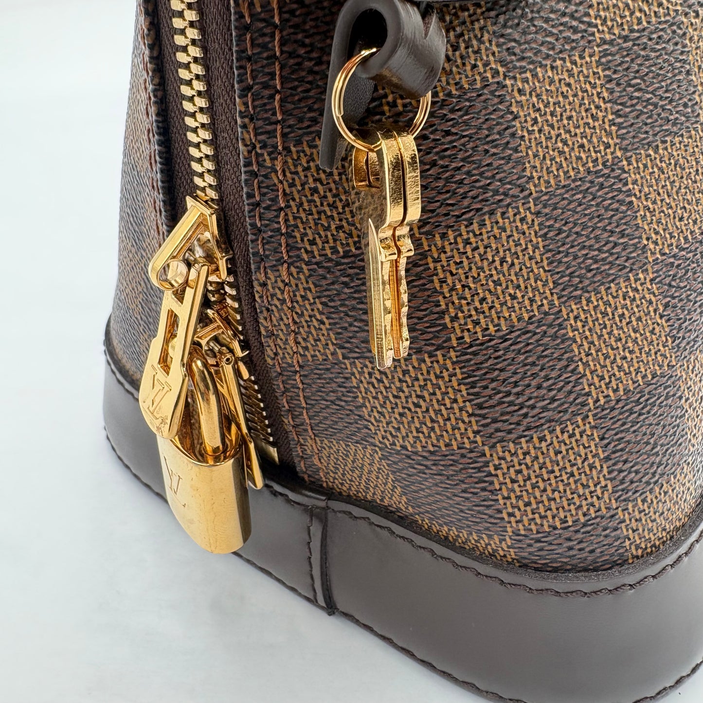 2014 Louis Vuitton Alma PM Damier Ebene
