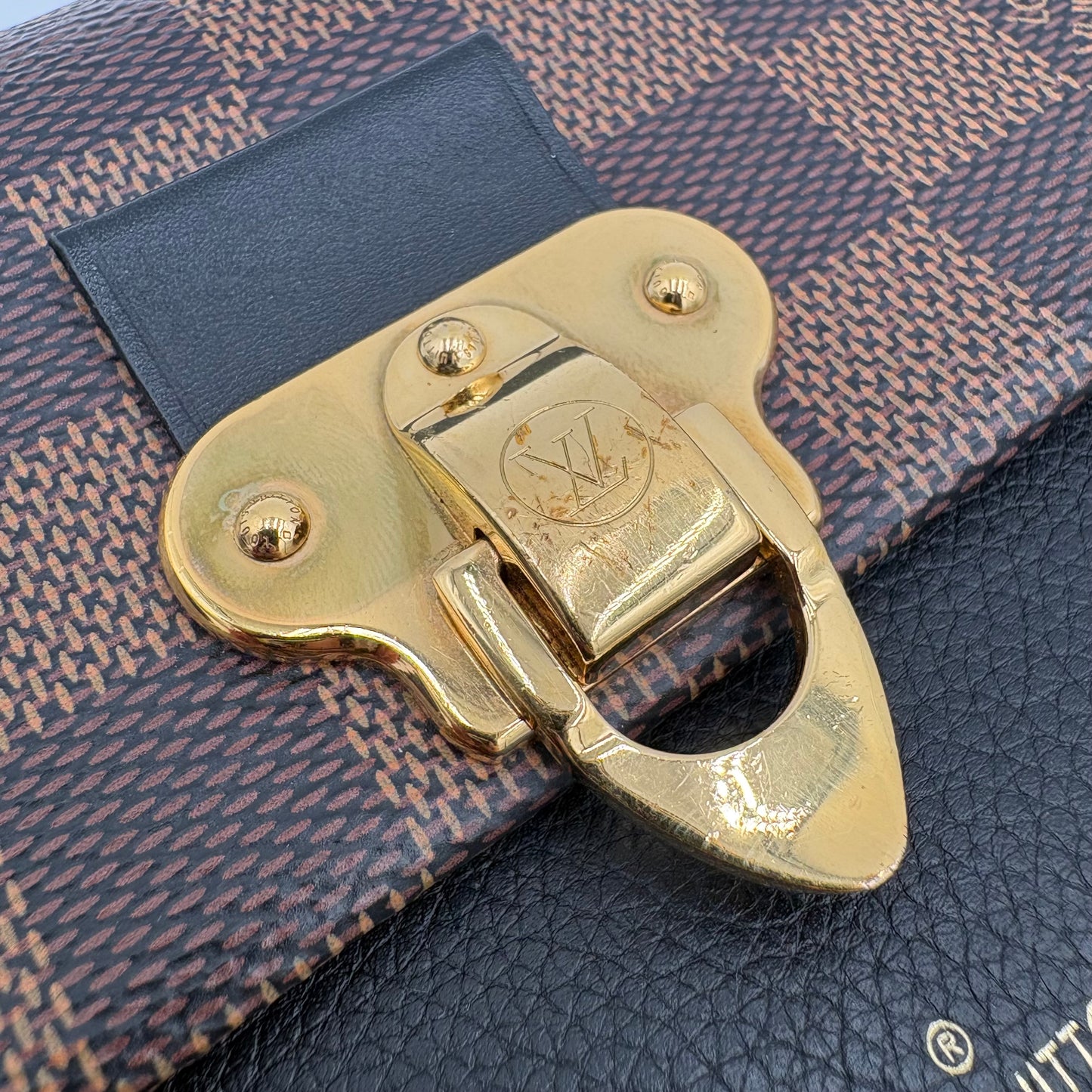 2020 Louis Vuitton  Vavin Wallet On Chain Damier Ebene