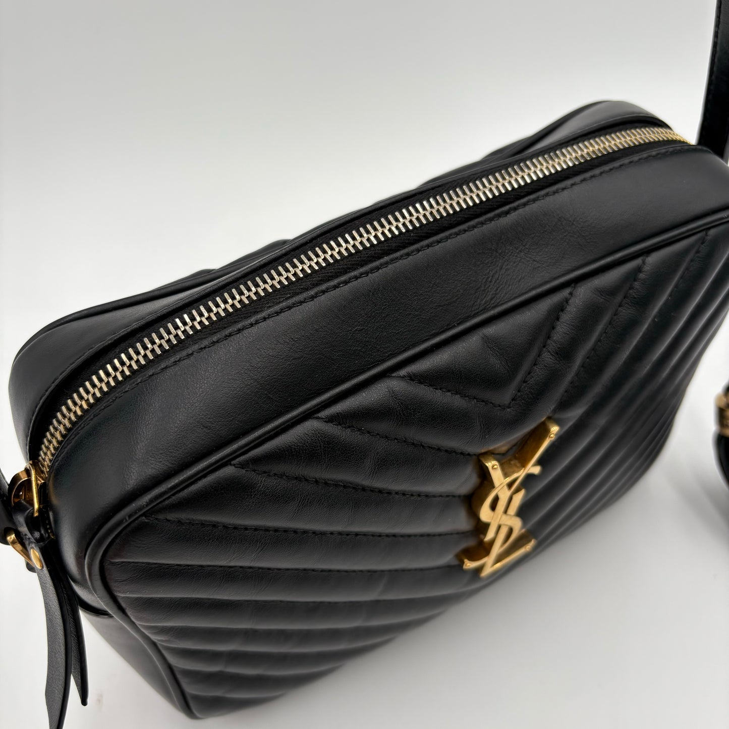 Saint Laurent Medium Lou Camera Bag-Black